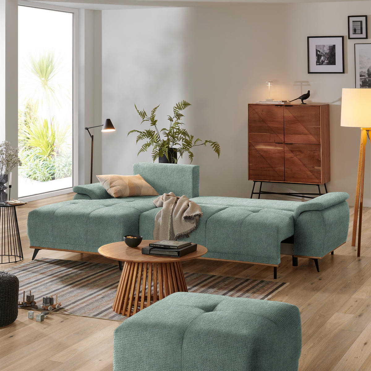 ECKSOFA in Chenille Grün  - Schwarz/Grün, Modern, Textil/Metall (168/262cm) - home24