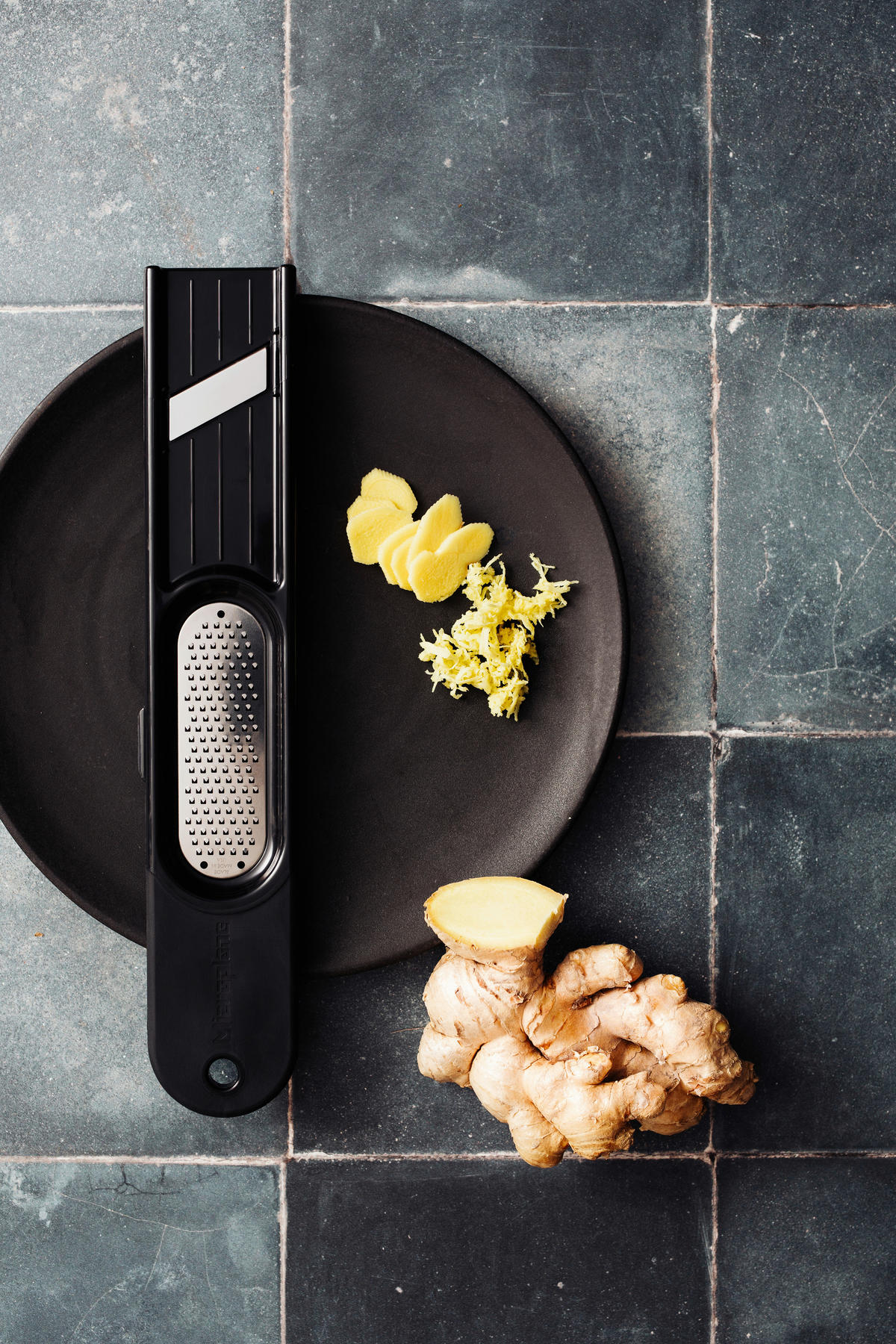 ALLZWECKREIBE  - Schwarz, Basics, Kunststoff/Metall (5/27,5/1cm) - MICROPLANE