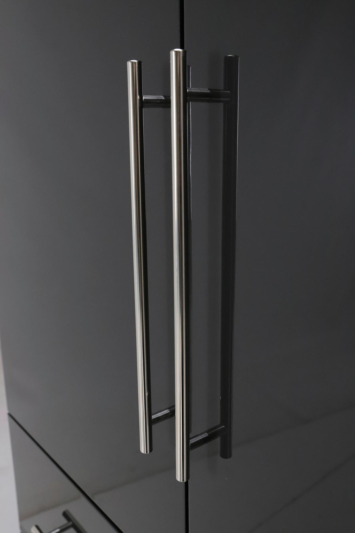 KLEIDERSCHRANK 294/219/59 cm 6-türig Anthrazit, Anthrazit Hochglanz  - Anthrazit/Anthrazit Hochglanz, KONVENTIONELL, Holzwerkstoff/Metall (294/219/59cm) - Carryhome