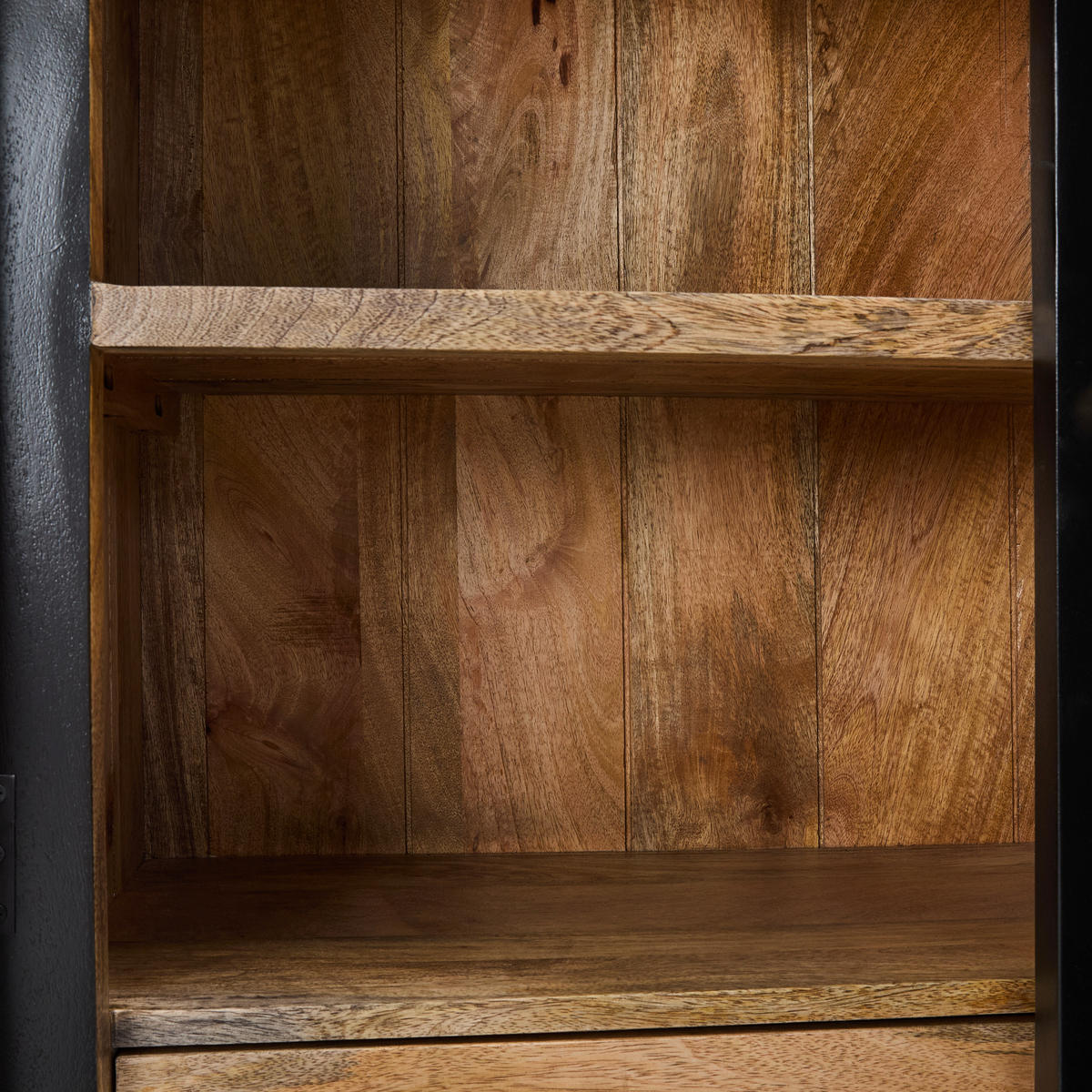 VITRINE in vollmassiv Mangoholz Naturfarben, Schwarz  - Goldfarben/Schwarz, Design, Glas/Holz (96/170/40cm) - Livetastic