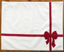 PLATZDECKCHEN Textil Samt Dunkelrot, Weiss Hochglanz 45/30 cm  - Weiss Hochglanz/Dunkelrot, Konventionell, Textil (45/30cm) - X-Mas
