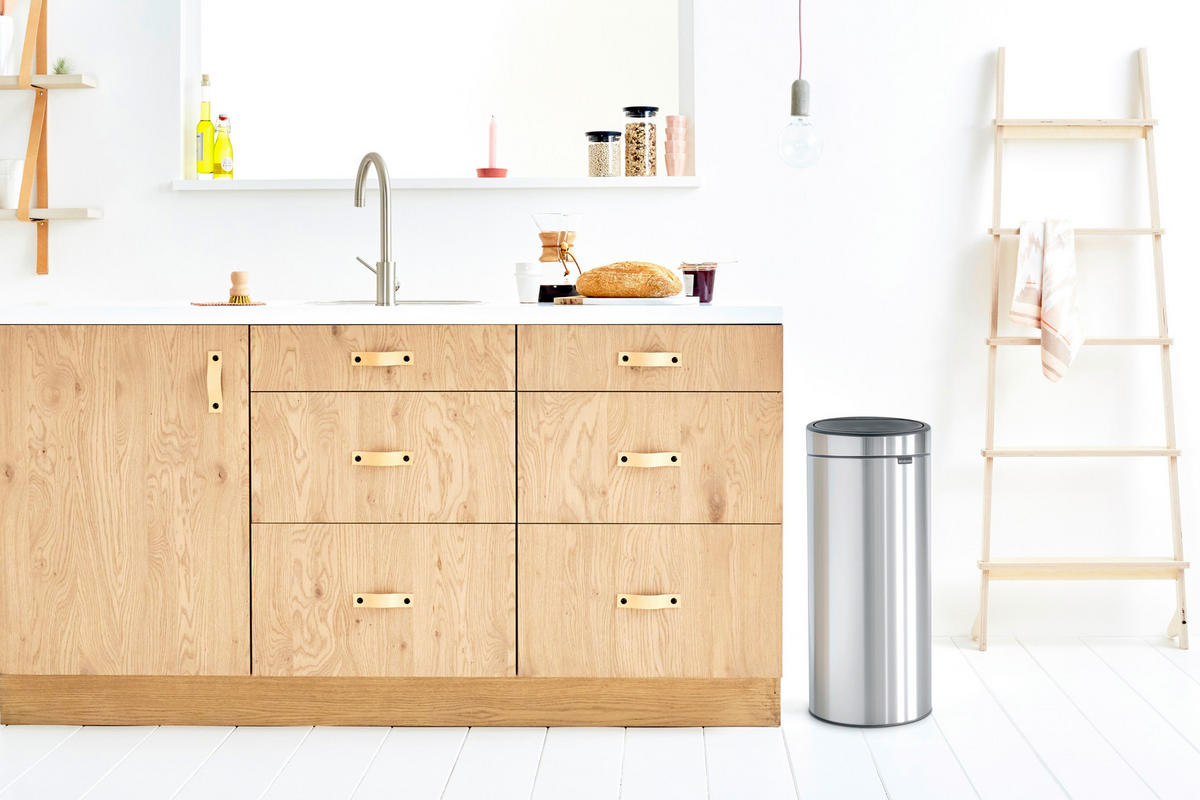 BILLENŐFEDELES SZEMETESVÖDÖR 30 l  - ezüst/fekete, Basics, műanyag/fém (30l) - Brabantia