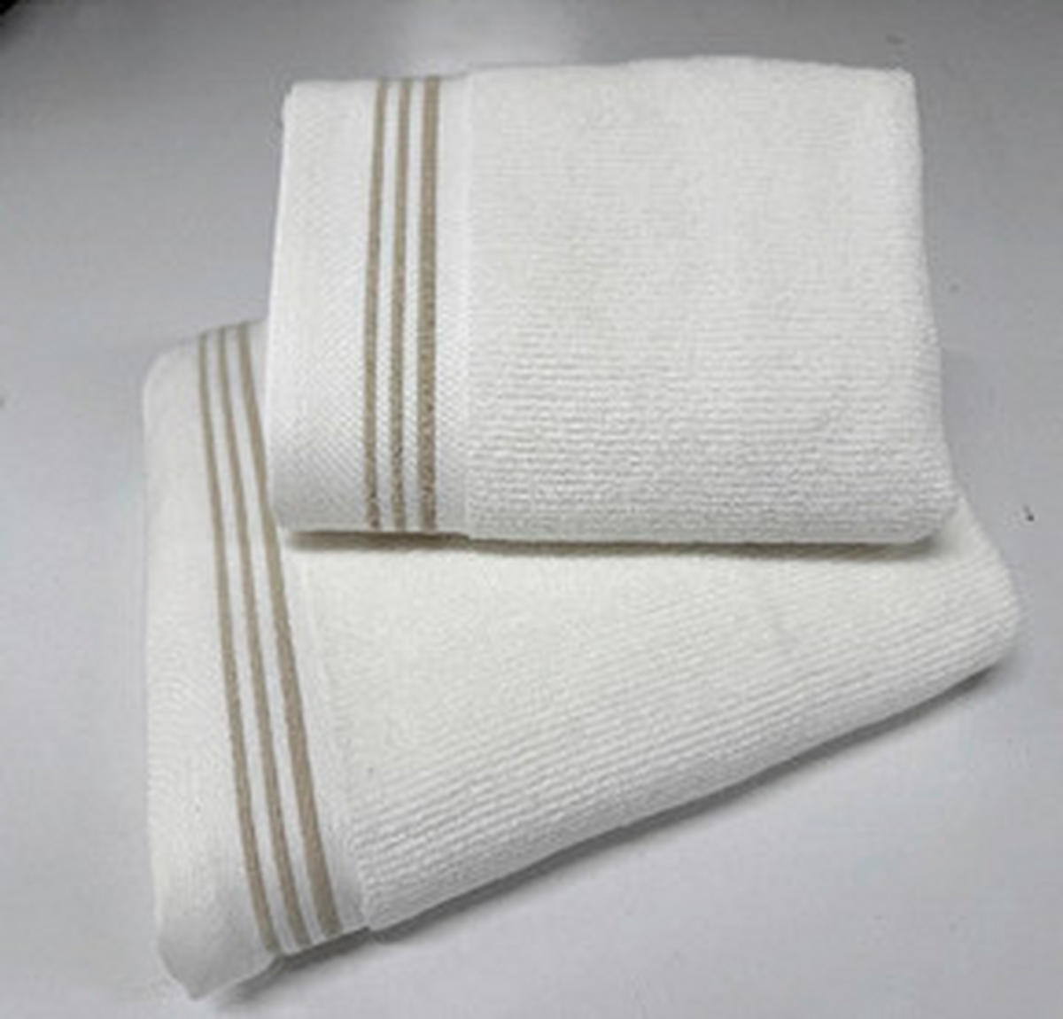 PEŠKIR ZA TUŠIRANJE  bela 70/140 cm  - bela, Konvencionalno, tekstil (70/140cm) - Dieter Knoll