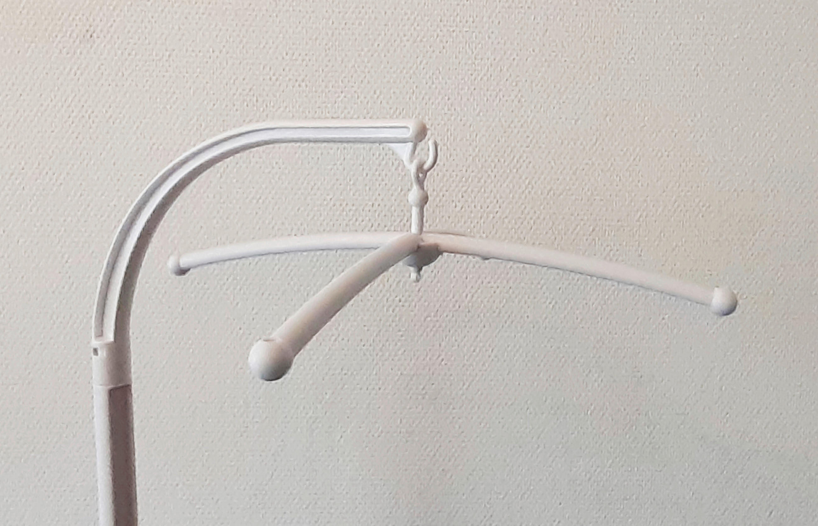 Niermann Mobilehalter mit Spieluhr für Rundstäbe  - Weiß, Basics, Kunststoff (30/58cm)