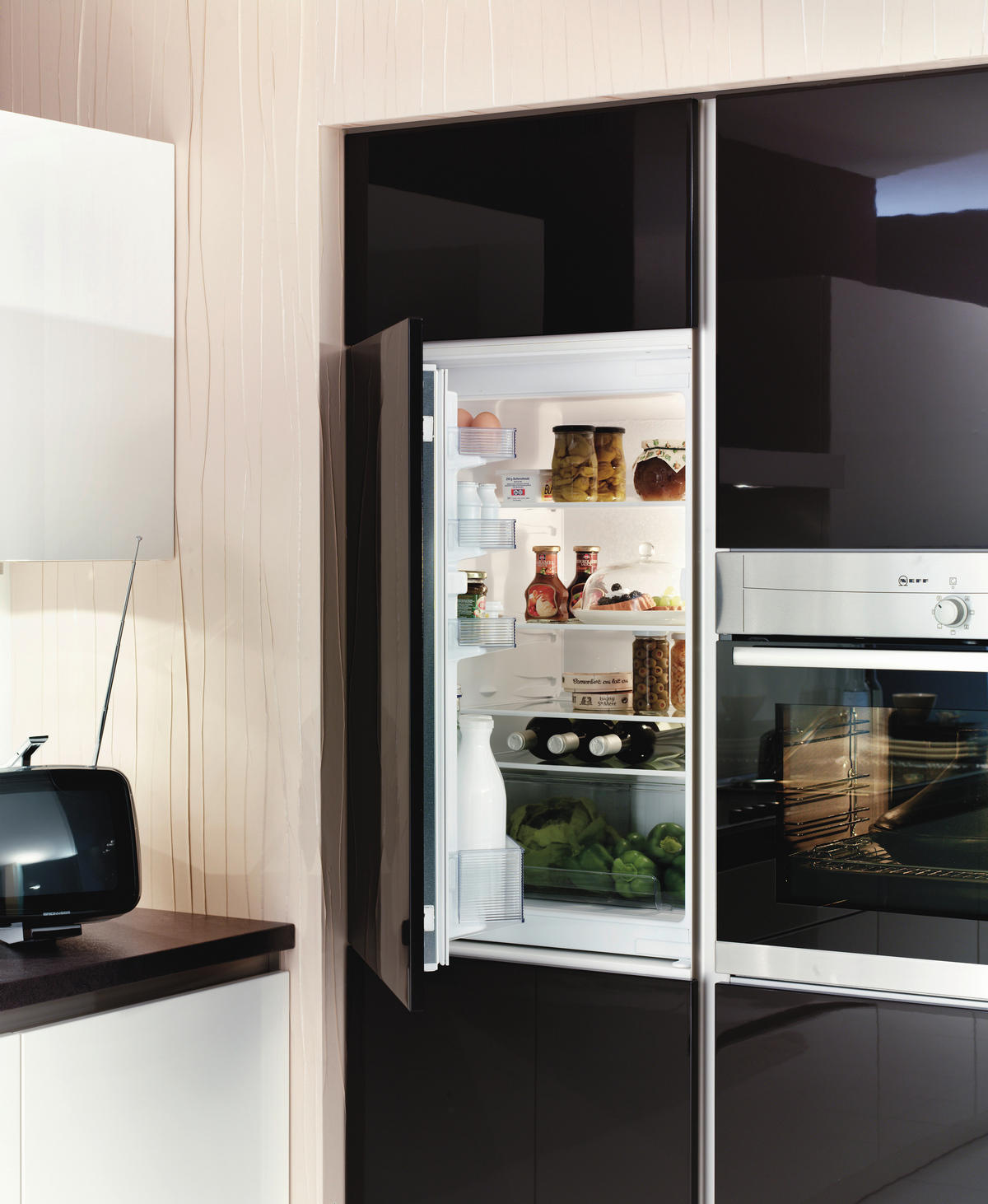 EINBAUKÜCHE   - Design, Holzwerkstoff - Novel