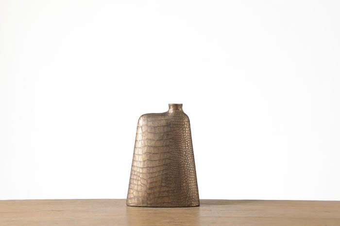 VÁZA  - sötétbarna/arany, Design, műanyag (30/7/22cm)