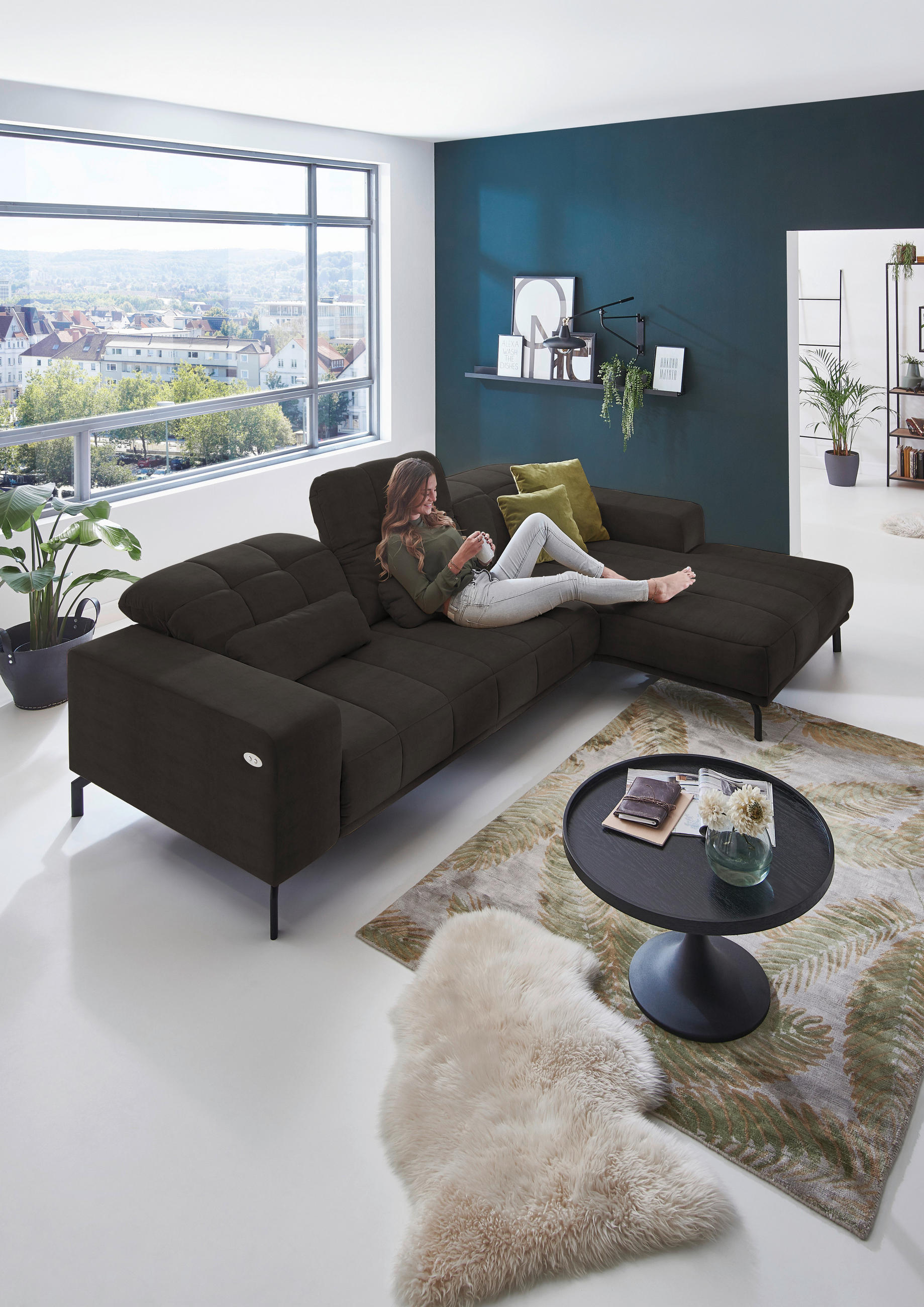 ECKSOFA in Velours Dunkelbraun  - Dunkelbraun/Schwarz, Design, Textil/Metall (293/195cm) - Beldomo Style