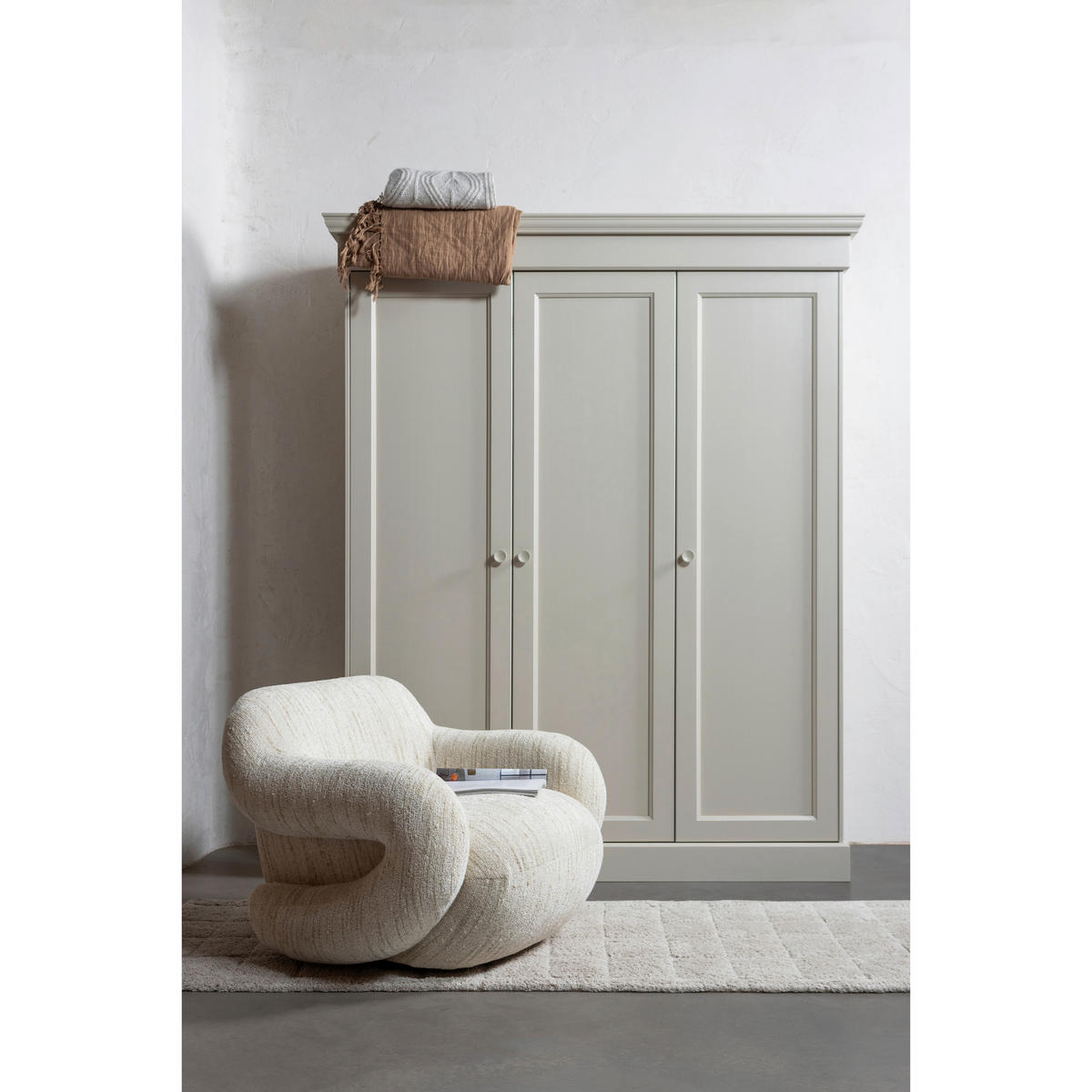 DREHTÜRENSCHRANK 171/212/63 cm,  in Grau, 3-türig  - Grau, Basics, Holz (171/212/63cm) - MID.YOU