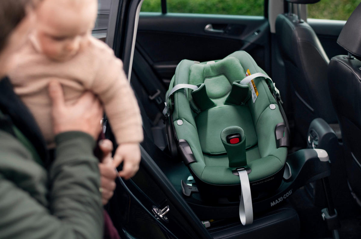 AUTO-SEDIŠTE ZA BEBE  Pebble 360  - zelena, Osnovno, tekstil/metal (36/47/73cm) - Maxi-Cosi