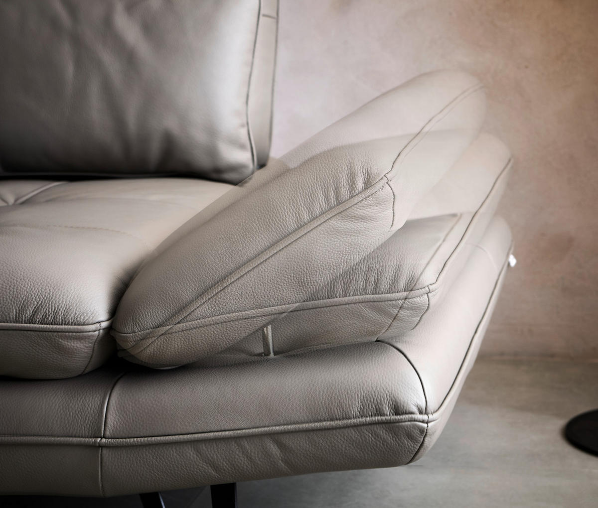 ECKSOFA Grau, Taupe Echtleder  - Taupe/Schwarz, Design, Leder/Kunststoff (312/104-128cm) - Celina Home