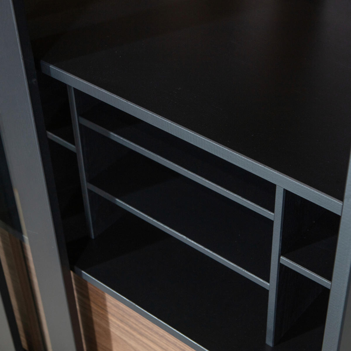 VITRINE in massiv Kiefer Schwarz, Walnussfarben  - Nussbaumfarben/Walnussfarben, Design, Glas/Holz (125/200/57cm) - Livetastic