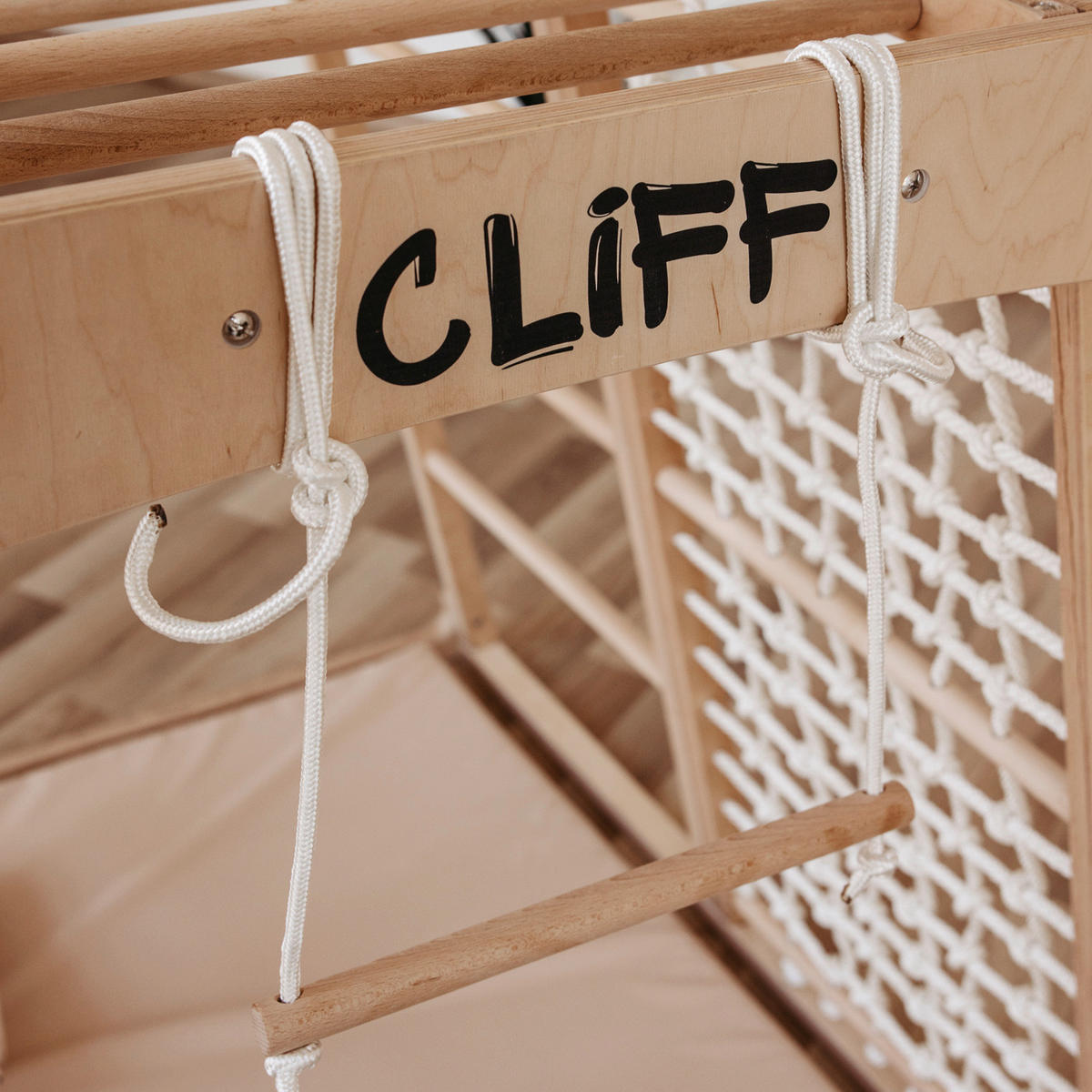 TRAPEZ - Birkefarben, Basics, Holz (33cm) - CLIFF