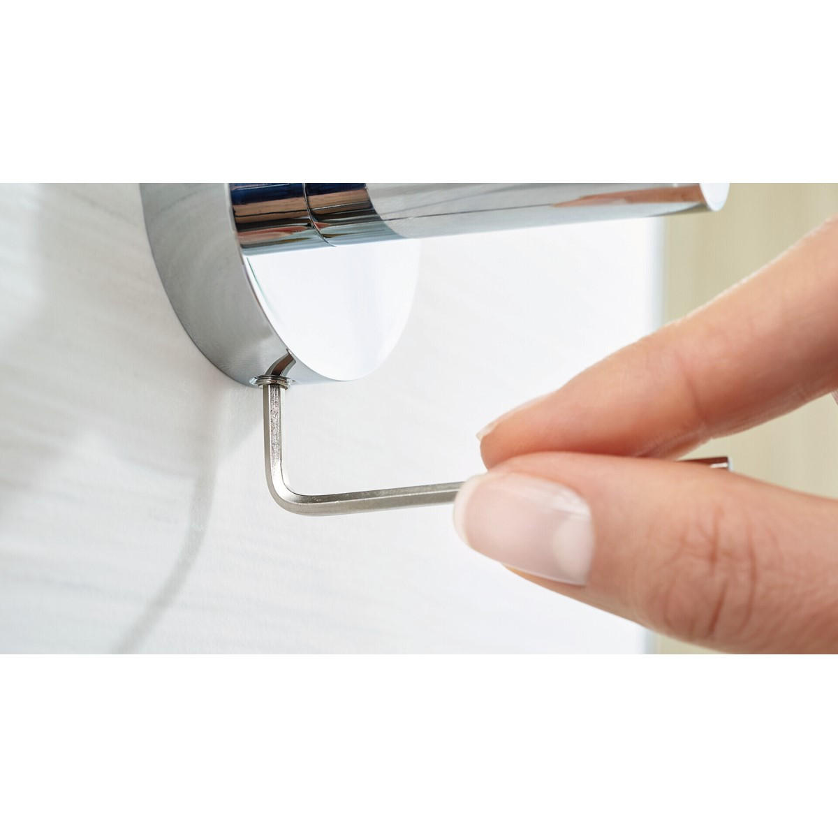 TOILETTENPAPIERHALTER - Chromfarben, Basics, Metall (14,5/13/5,4cm) - Tesa