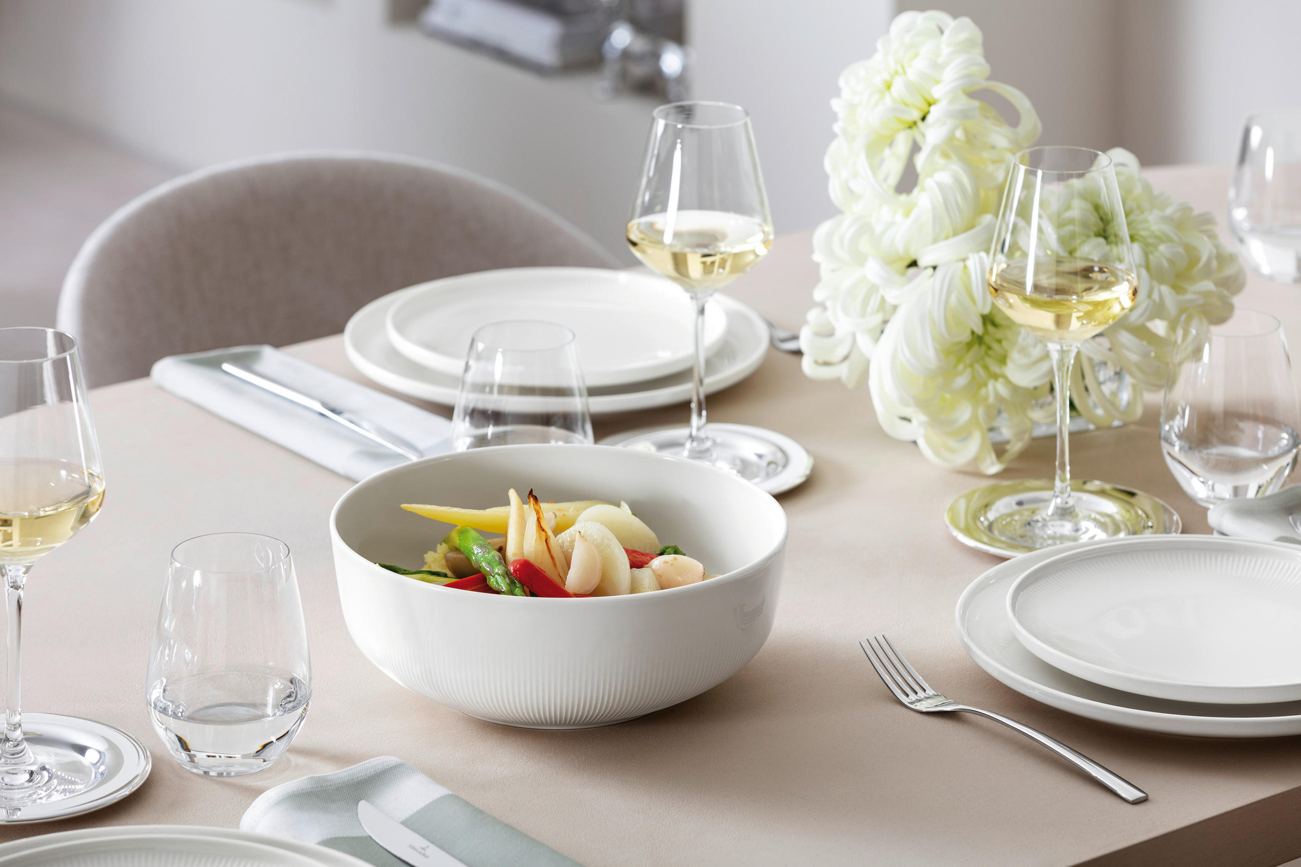 SCHÜSSEL Afina   - Weiß, KONVENTIONELL, Keramik (24/24/9cm) - Villeroy & Boch