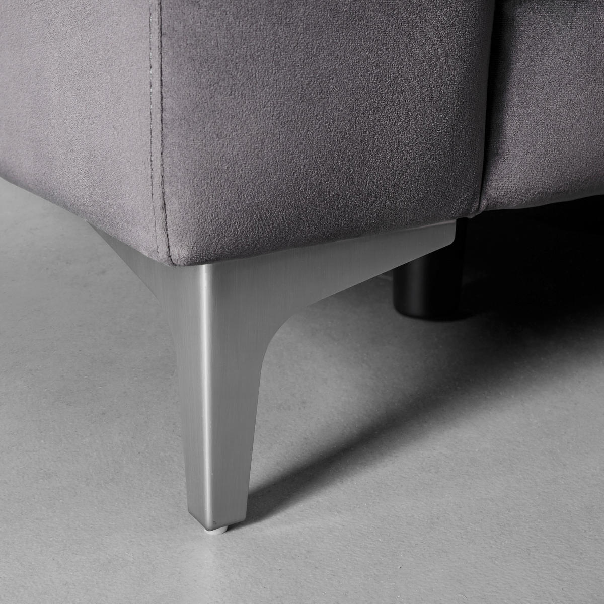 ECKSOFA in Samt Dunkelgrau  - Dunkelgrau/Silberfarben, Modern, Kunststoff/Textil (299/210cm) - Livetastic
