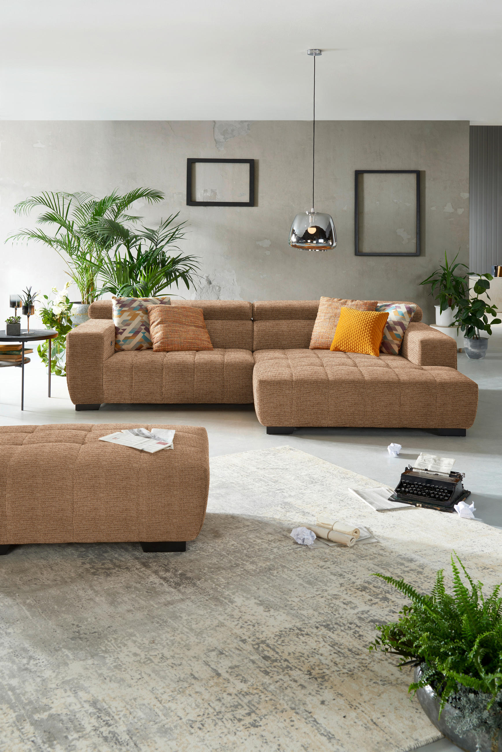 ECKSOFA in Webstoff Orange  - Schwarz/Orange, Konventionell, Textil/Metall (279/182cm) - Hom`in