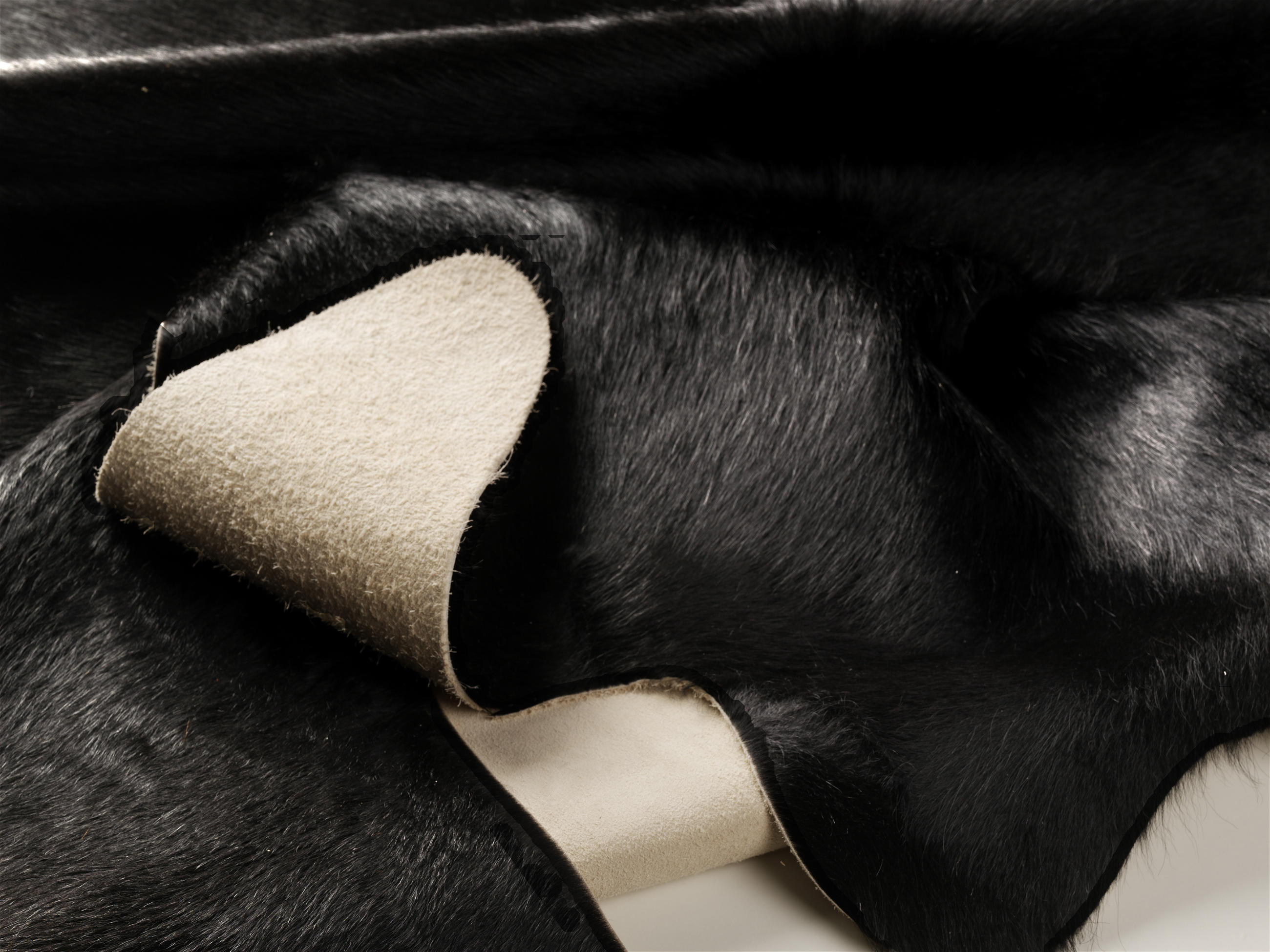 RINDERFELL 160/200 cm Rinderfell  - Schwarz, LIFESTYLE, Leder/Fell (160/200cm) - Linea Natura