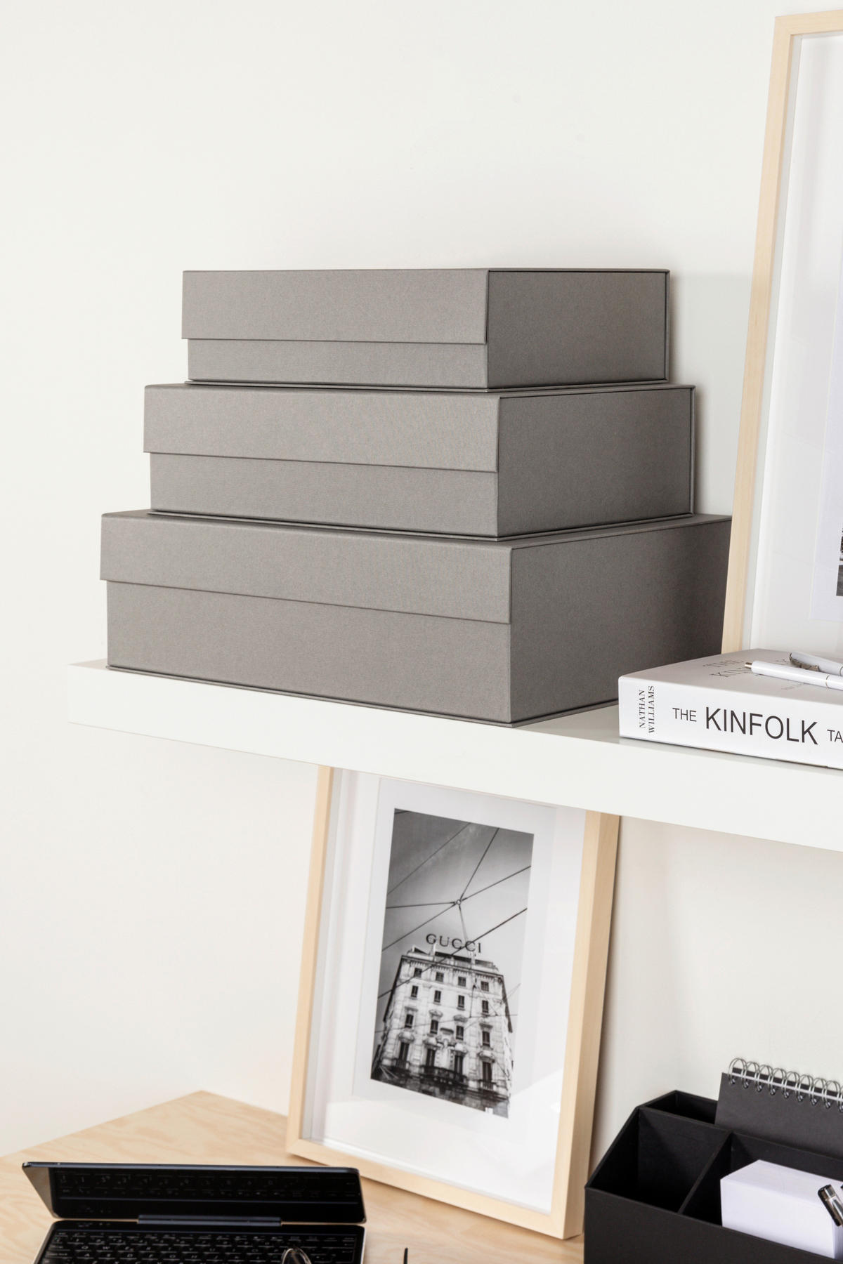 AUFBEWAHRUNGSBOX    29.5/42.5/13 cm  - Grau, Basics, Karton/Papier (29.5/42.5/13cm)