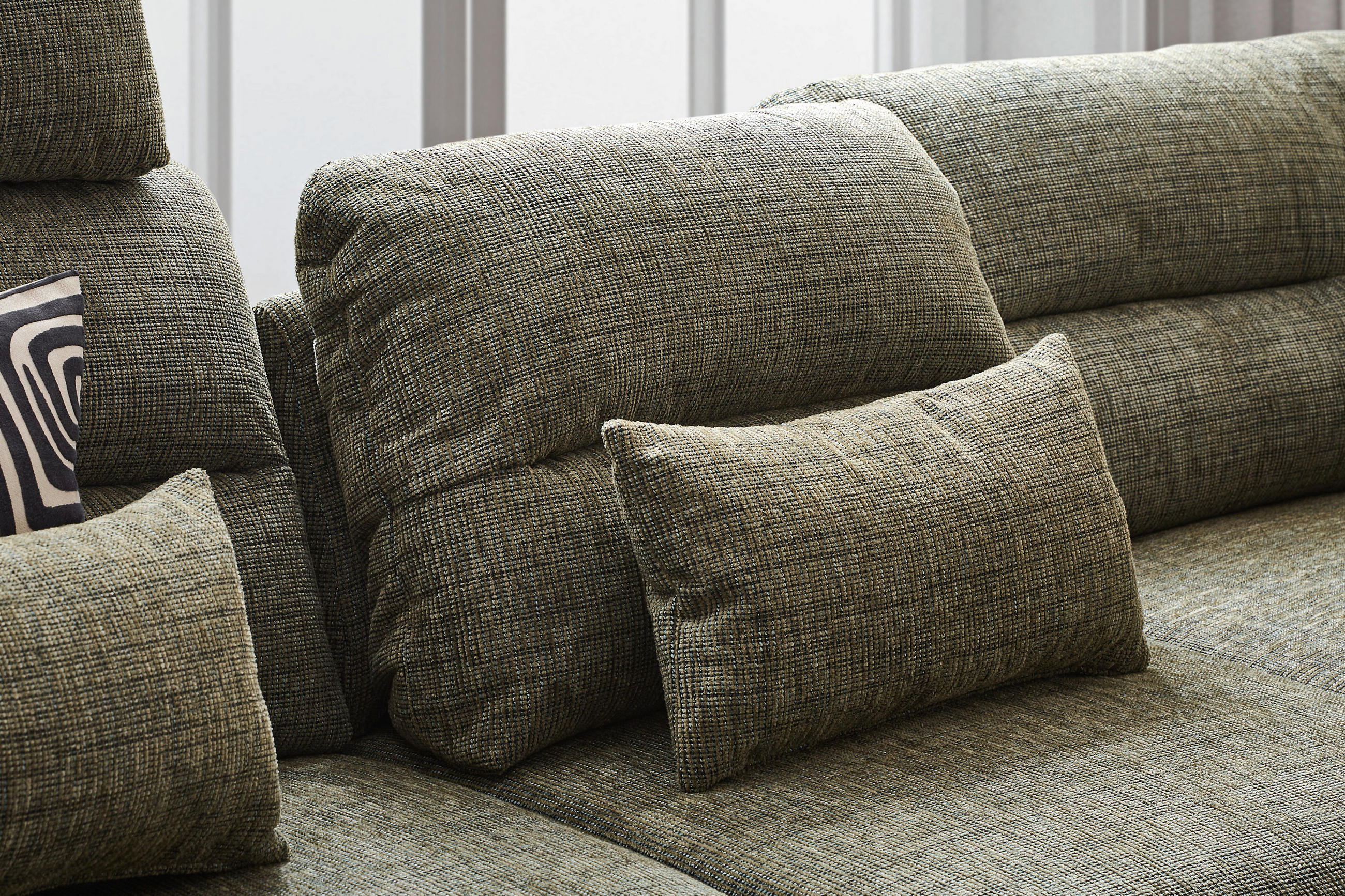 CloseUp von Welnova ECKSOFA Olivgrün Chenille.
