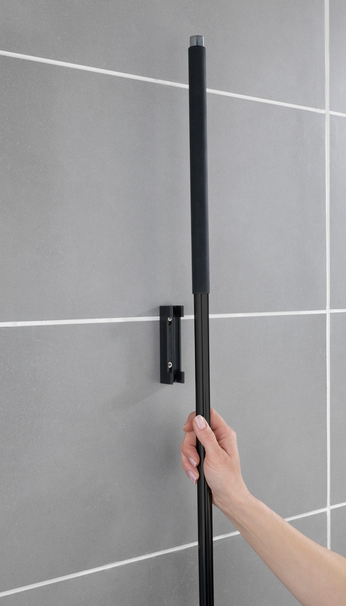 BODENWISCHER ROSOLE  - Schwarz, Basics, Kunststoff/Metall (40/133/3cm) - Wenko