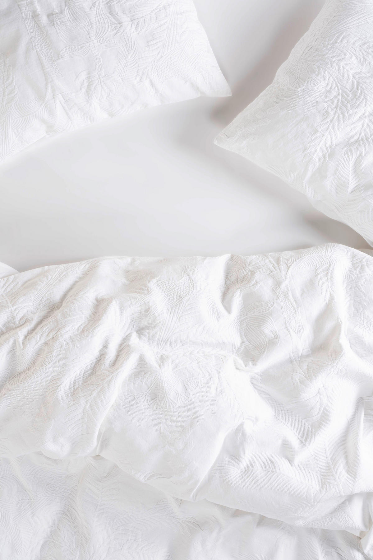 POSTELJNINA 135/200 cm saten bela  - bela, Konvencionalno, tekstil (135/200cm) - Essenza