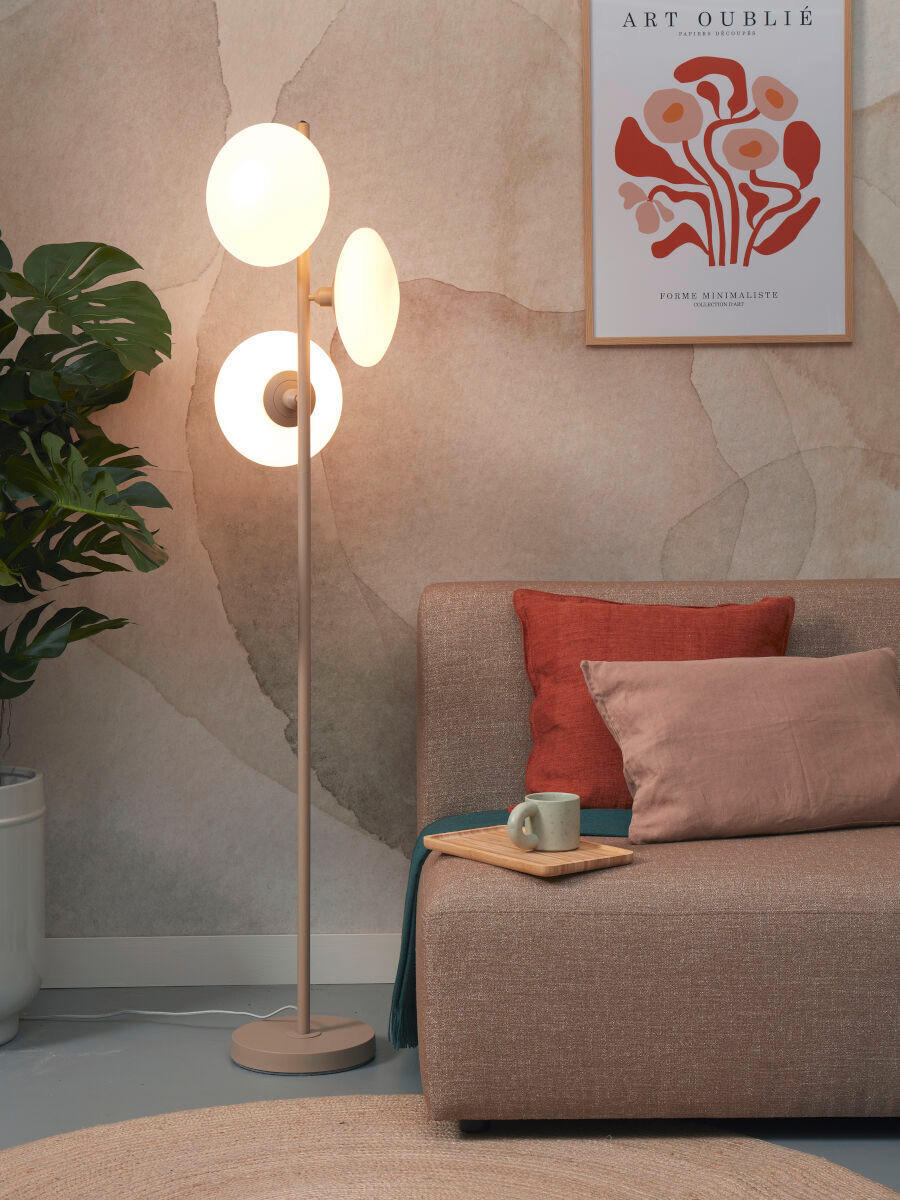GOLVLAMPA it's about RoMi 32/32/161 cm    - vit/sandfärgad, Trend, glas (32/32/161cm) - It's about Romi