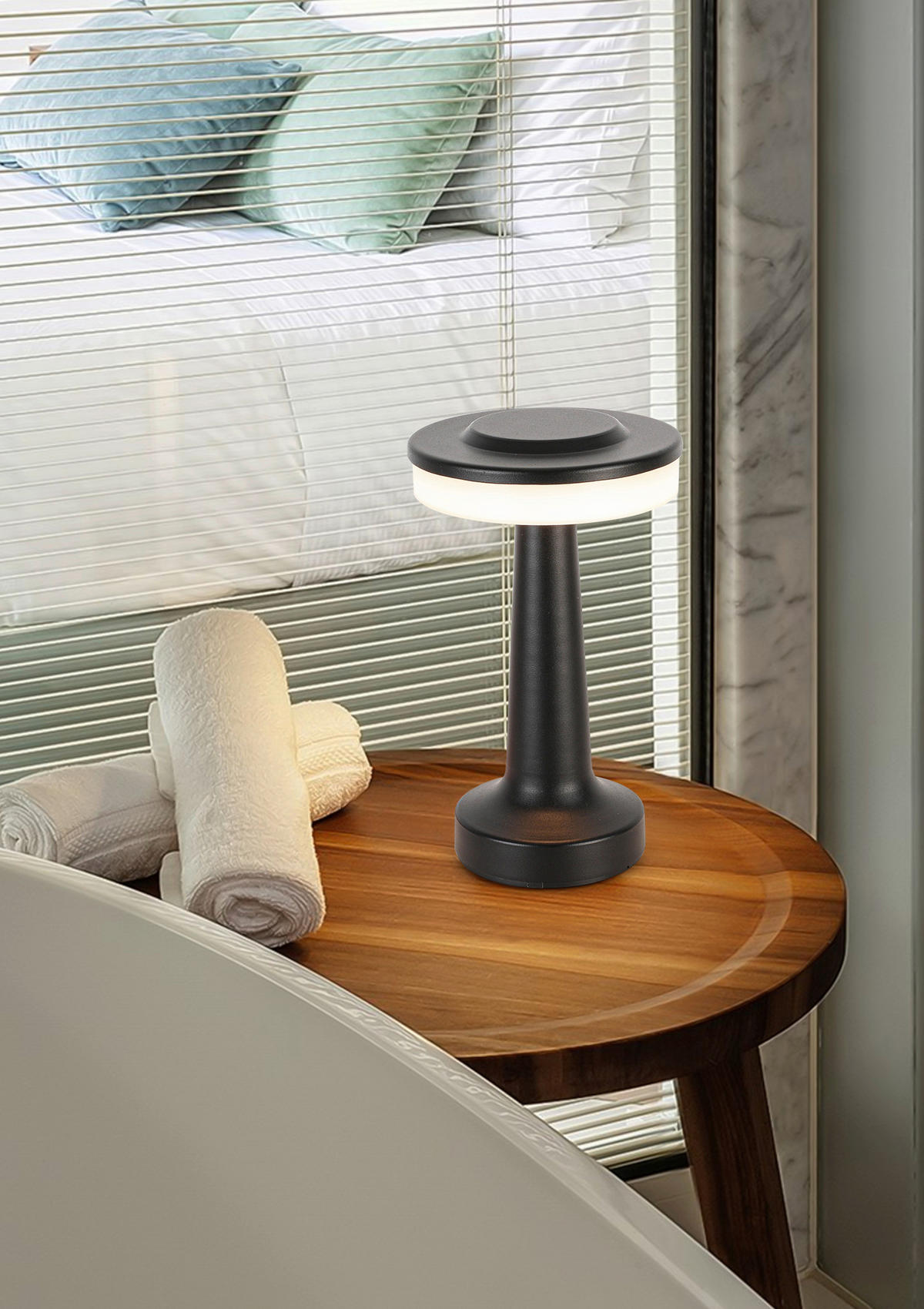 PUNJIVA STONA LAMPA - crna, Trendi, metal/plastika (14/21cm) - Boxxx