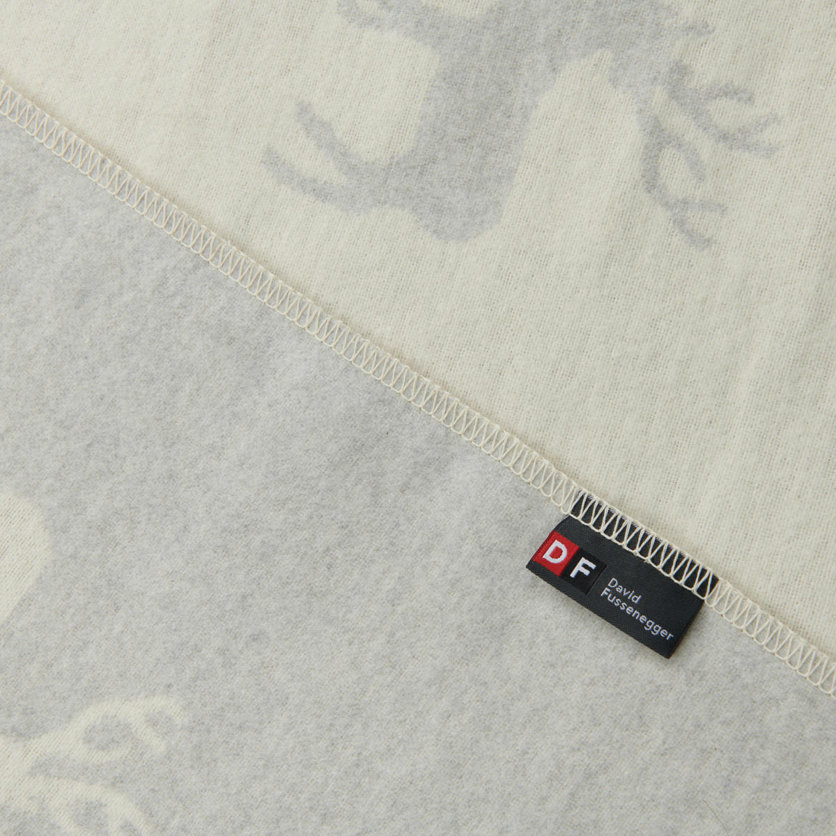 DECKE  - Perlmutt, Basics, Textil (140/200cm) - David Fussenegger