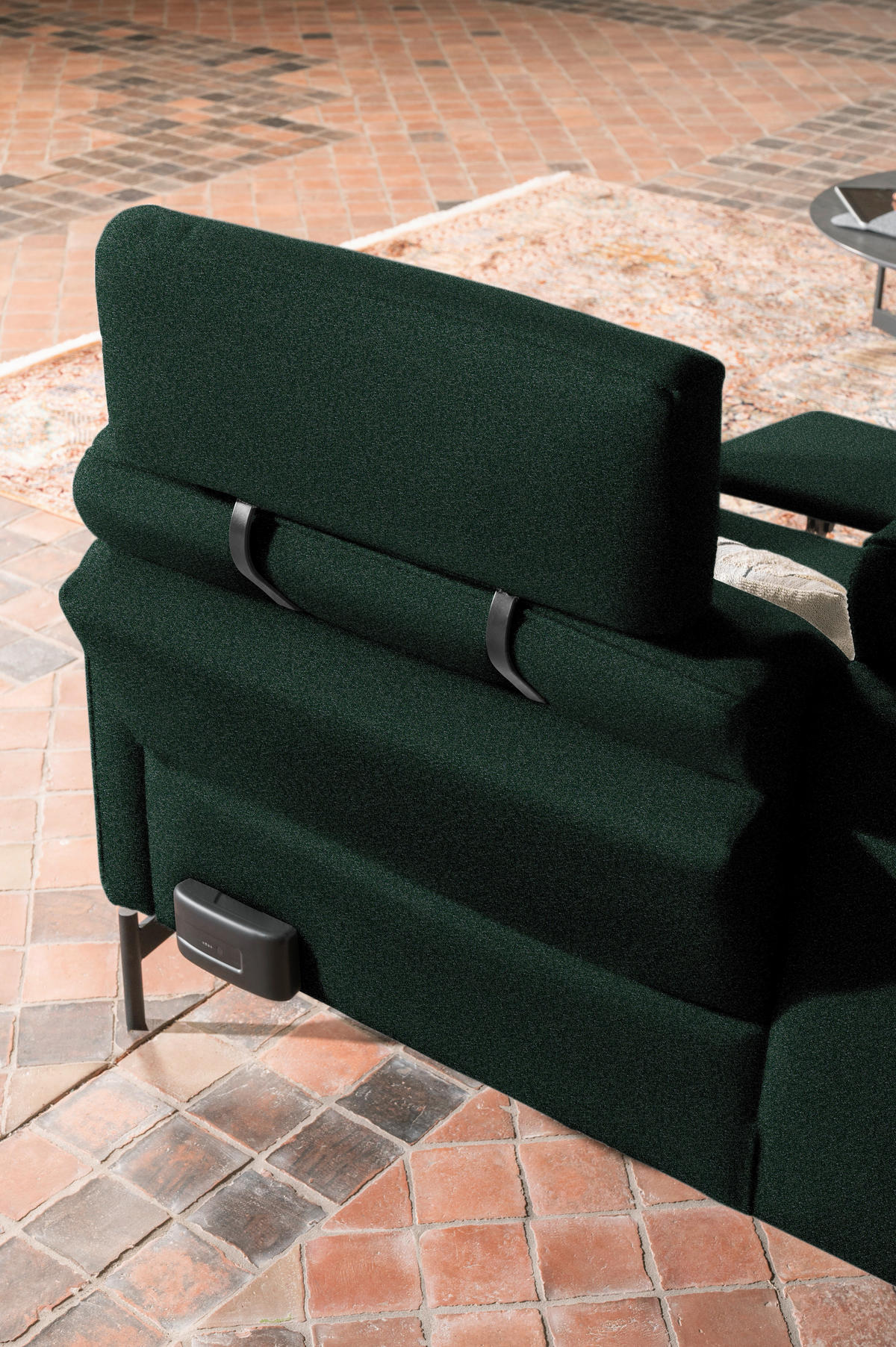 ECKSOFA in Struktur, Flachgewebe Dunkelgrün  - Dunkelgrün/Anthrazit, Design, Textil/Metall (230/254cm) - Johann Jakob