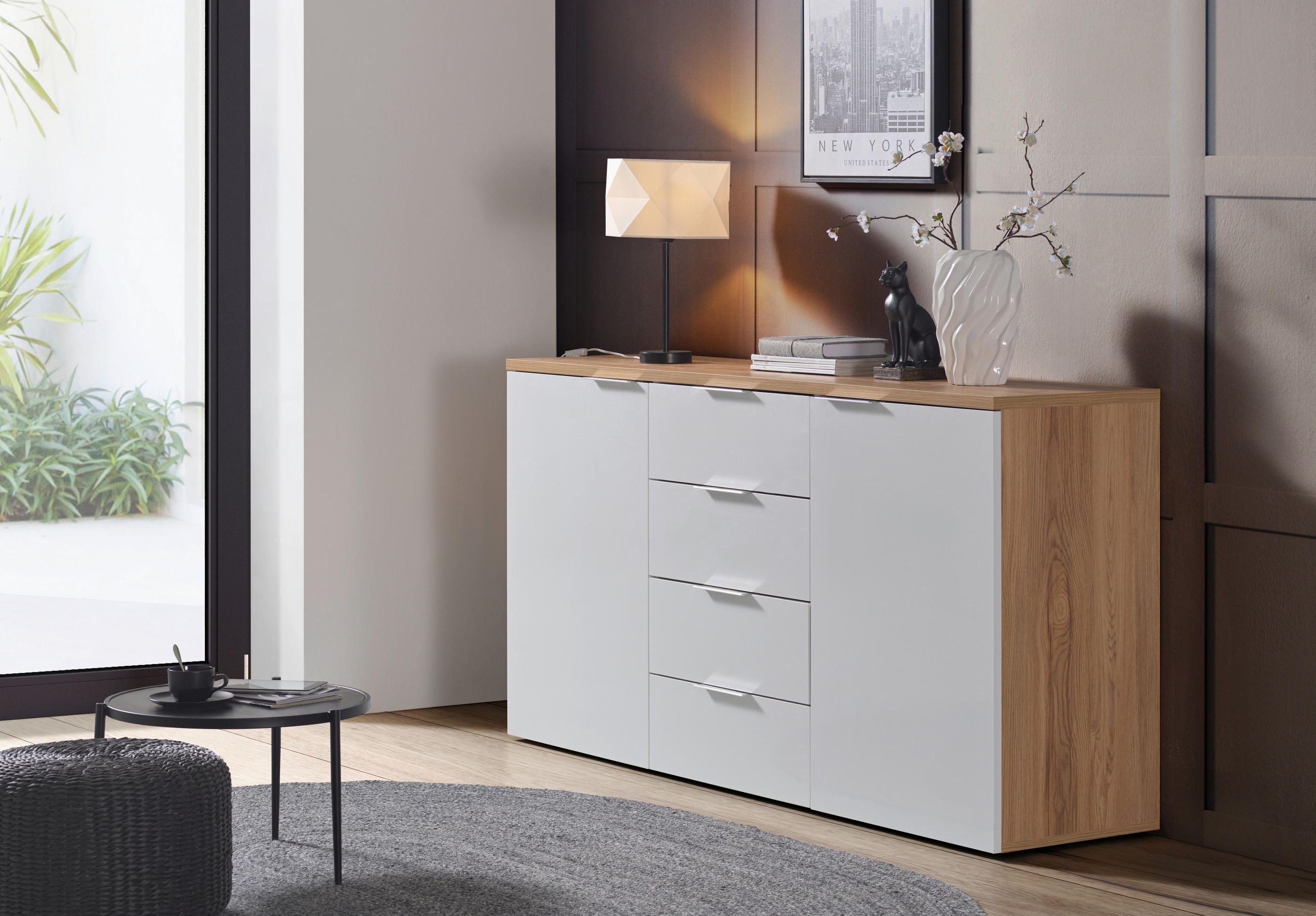 SIDEBOARD 180/89/43 cm  in Eichefarben, Weiß Hochglanz  - Chromfarben/Eichefarben, Design, Holzwerkstoff/Kunststoff (180/89/43cm) - Xora