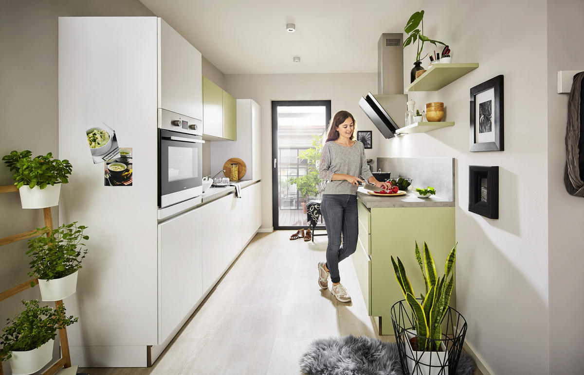 EINBAUKÜCHE   - Design, Holzwerkstoff - Dieter Knoll