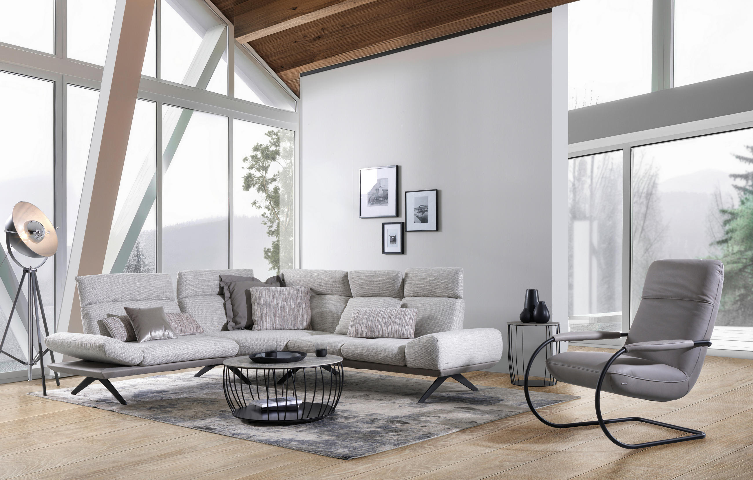 ECKSOFA in Flachgewebe Hellgrau  - Dunkelgrau/Hellgrau, Design, Textil/Metall (239/270cm) - Koinor