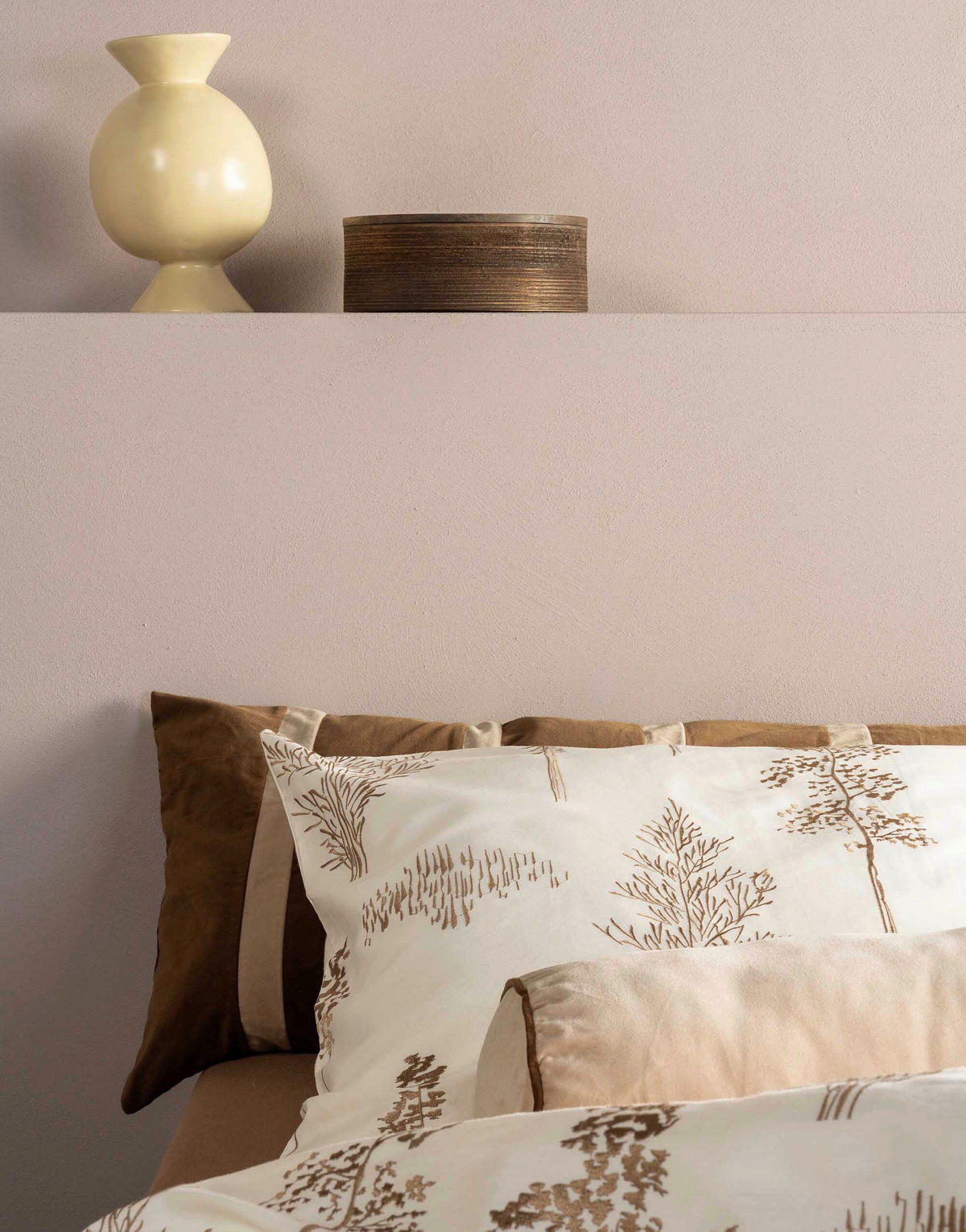 POSTELJNINA CECILE 135/200 cm saten krem barve  - krem barve, Konvencionalno, tekstil (135/200cm) - Essenza