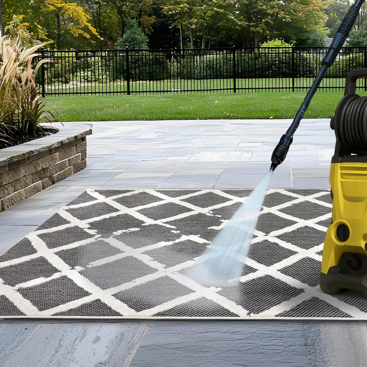 OUTDOORTEPPICH  für Terrasse und Balkon 120/170 cm Serina Grau, Weiß  - Weiß/Grau, Basics, Kunststoff (120/170cm) - Astra