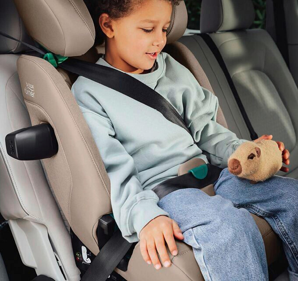 KINDERAUTOSITZ SAFEFIX Deep Grey   - Dunkelgrau, Basics, Kunststoff/Textil (44/69-83/48cm) - Britax Römer