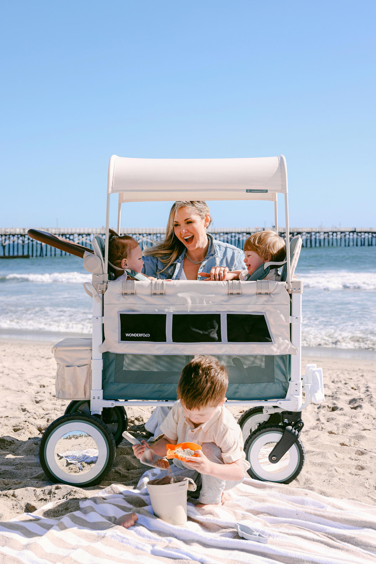 BOLLERWAGEN  VW2 VOLKSWAGEN STROLLER WAGON   - Salbeigrün/Beige, LIFESTYLE (63.5/128.27/137.16cm) - WONDERFOLD
