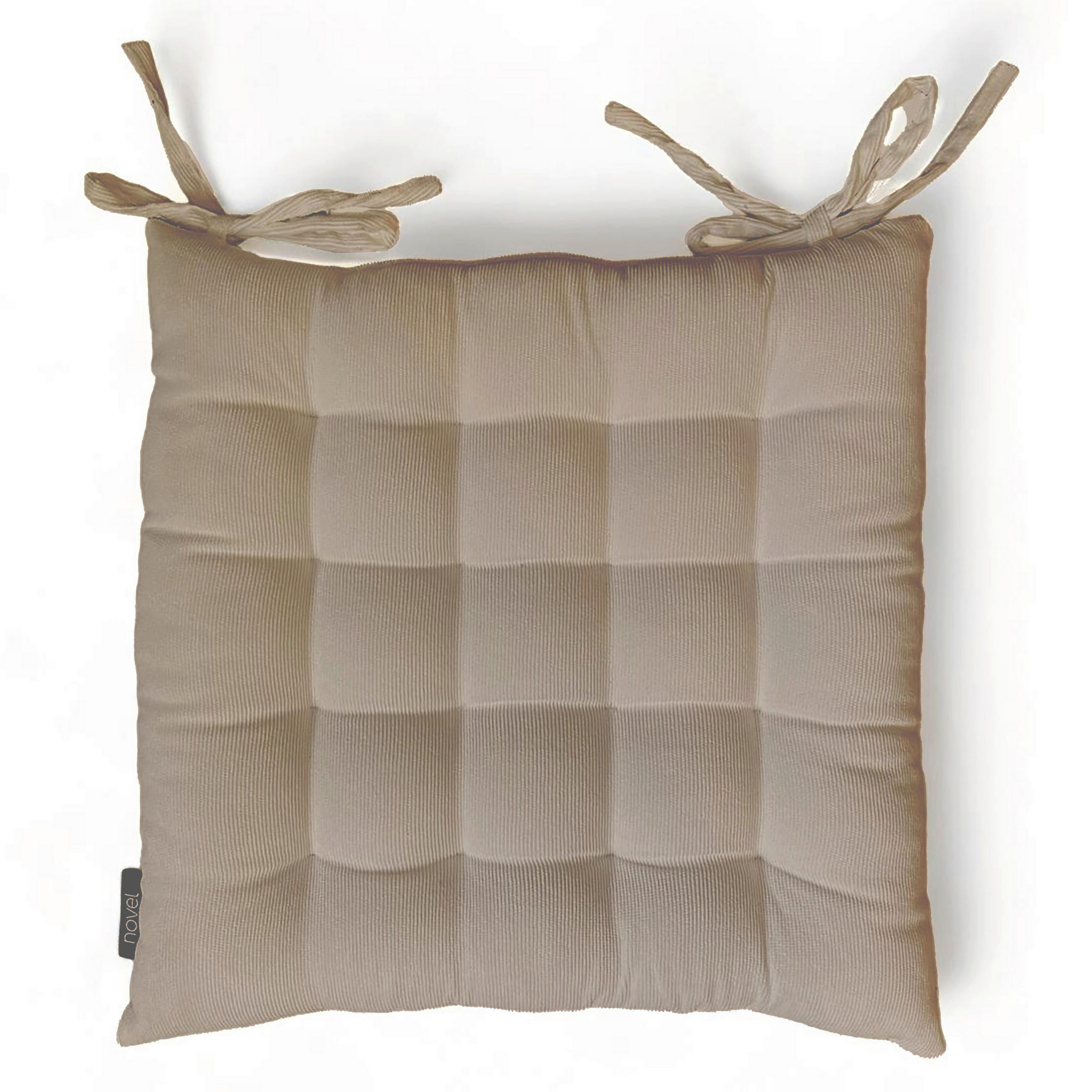 PODUŠKA NA STOLIČKU, 38/38 cm - Basics (38/38cm) - Novel