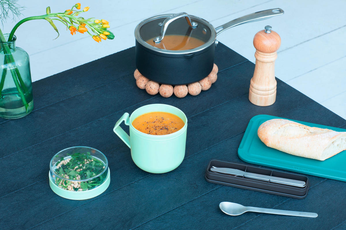 KRABIČKA NA OBĚD  plast 0,6 l - světle zelená, Basics, plast (11/13cm) - Brabantia