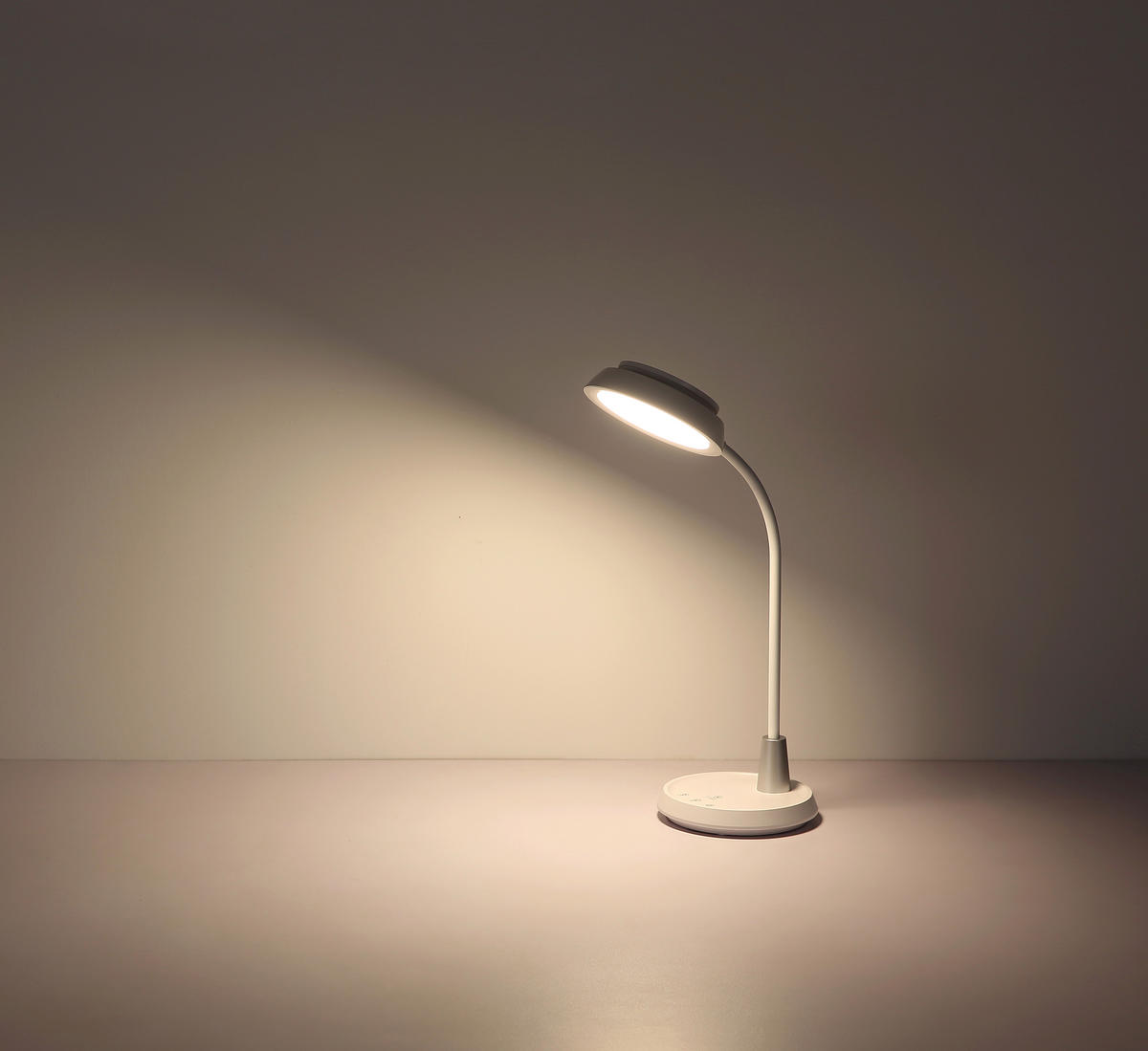 LED-TISCHLEUCHTE KIRK 30,6/17,2/44,8 cm   - Silberfarben/Weiß, Design, Kunststoff (30,6/17,2/44,8cm) - Globo