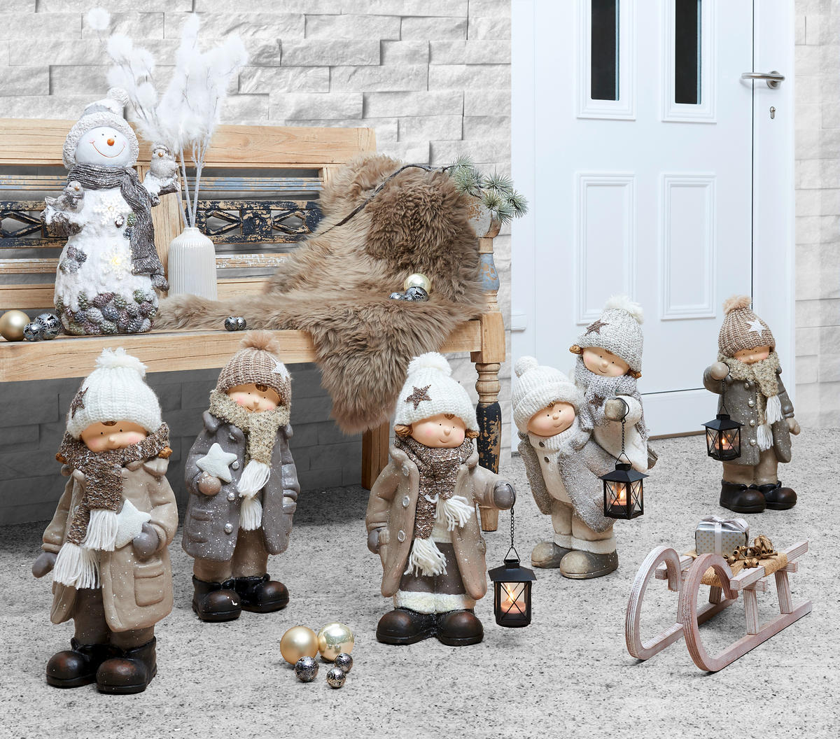 UKRASNA FIGURICA DETE - višebojna, Lajfstajl, kamen (26/43/16cm) - X-Mas