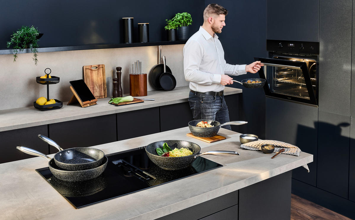 PANNA    - stålfärgad/svart, Basics, metall (20/4.3cm) - Homeware Profession.