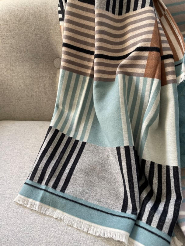 Novel DEKORAČNÍ POLŠTÁŘ 30/50 cm