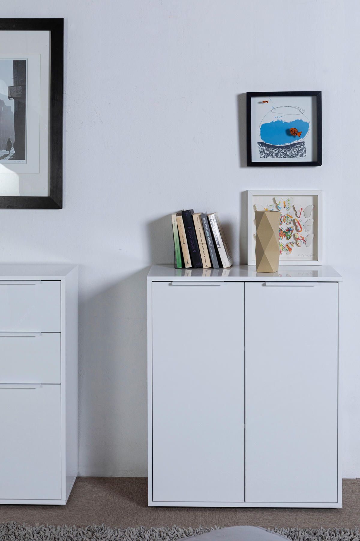 KOMODA, bela, visoki sijaj  - črna/bela, Design, kovina/leseni material (72/87/35,3cm) - Carryhome