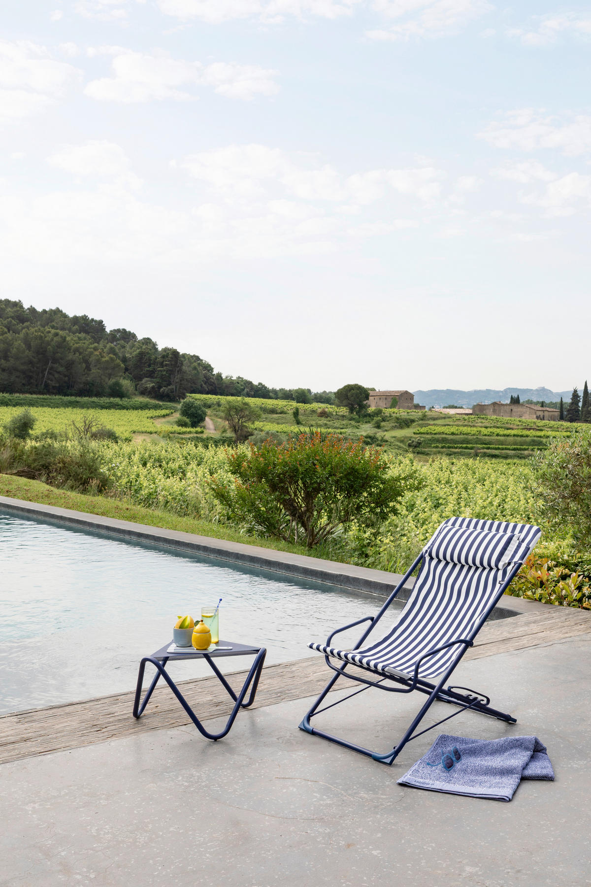 STRANDSTUHL Stahl Blau, Weiß  - Blau/Weiß, Basics, Kunststoff/Metall (60/91/83cm) - Lafuma Mobilier