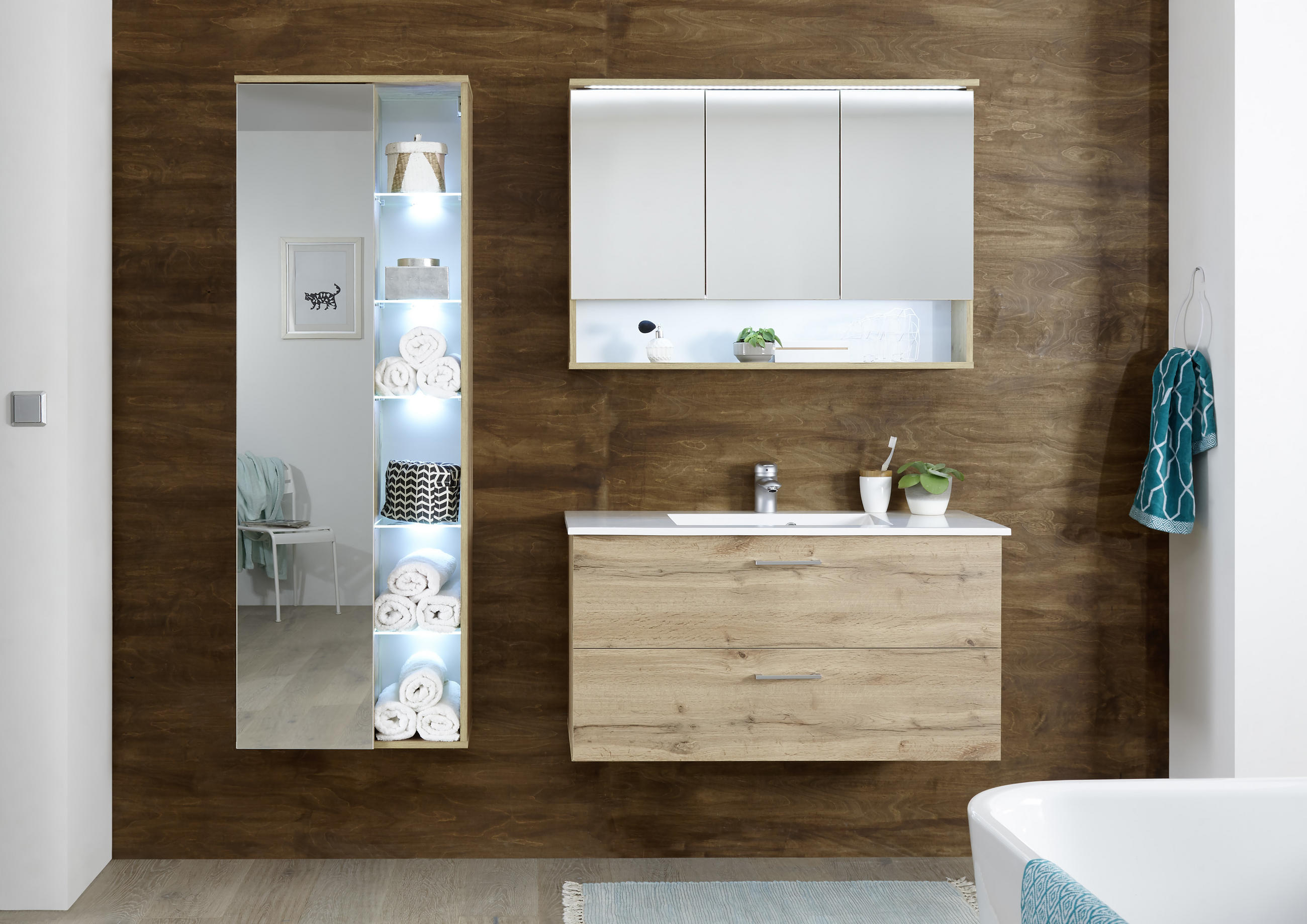 DULAP ÎNALT 55/160/30 cm  - culoare lemn stejar, Modern, sticlă/material pe bază de lemn (55/160/30cm) - Xora