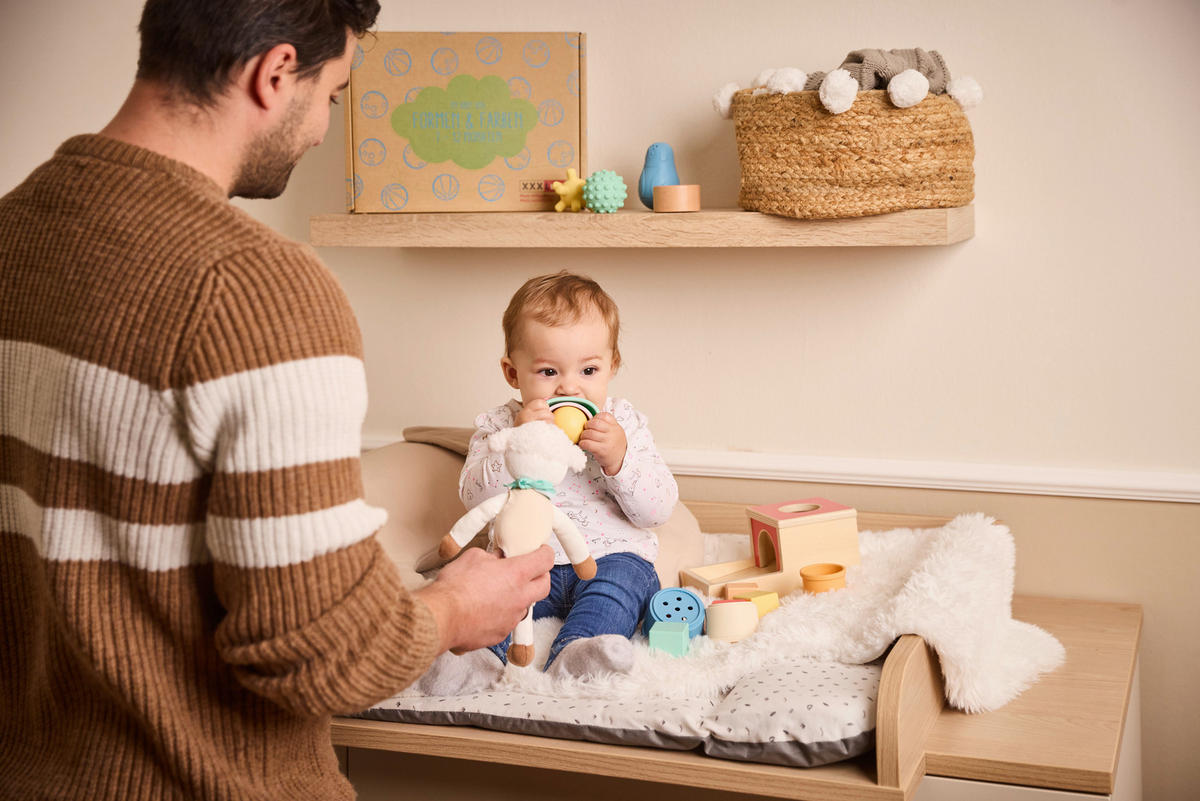 BABYBOX FORMEN & FARBEN - Multicolor/Hellgrün, Basics, Naturmaterialien/Holz