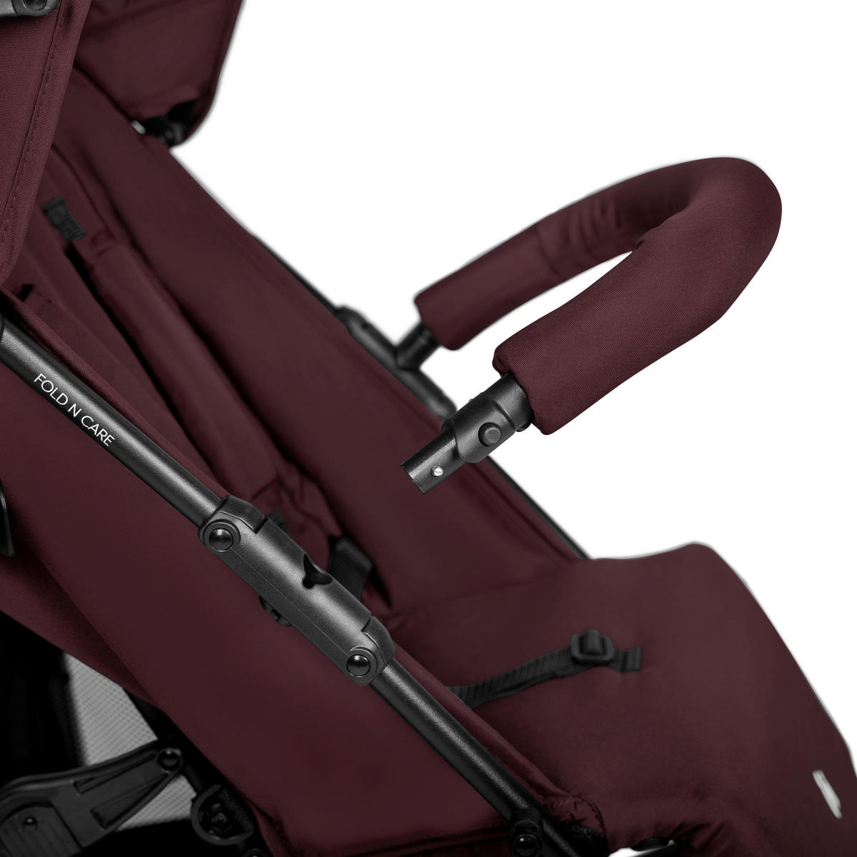 BUGGY Fold N Care  - Beere/Schwarz, Basics, Metall (87/47/107cm) - Hauck