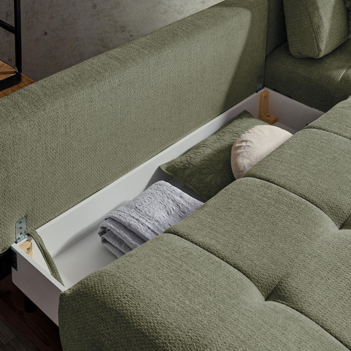 ECKSOFA in Chenille Olivgrün  - Schwarz/Olivgrün, Modern, Textil/Metall (290/182cm) - Hom`in