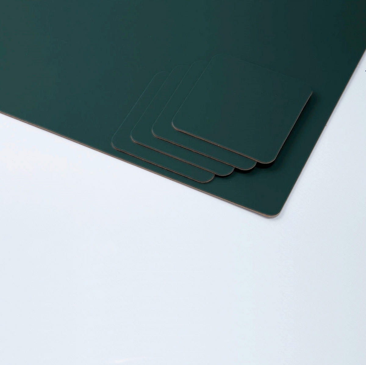 TISCHSET Leder Waldgrün  - Waldgrün, Basics, Leder (40/30/0.2cm)