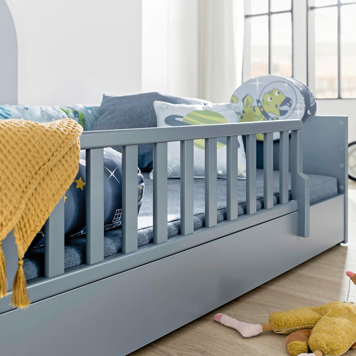 BODENBETT. - Blau/Schwarz, Basics, Holzwerkstoff (140/200cm) - Paidi